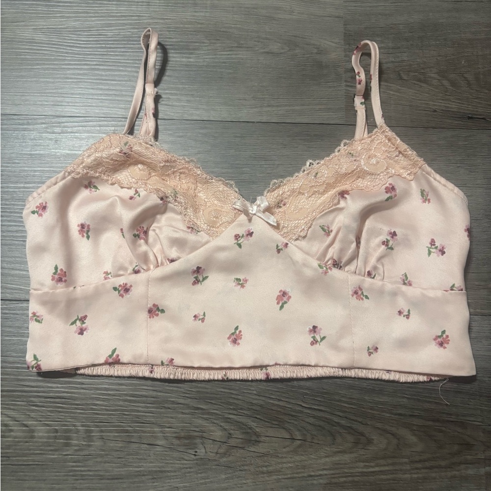 Aeropostale Pink Floral Crop Top with Lace